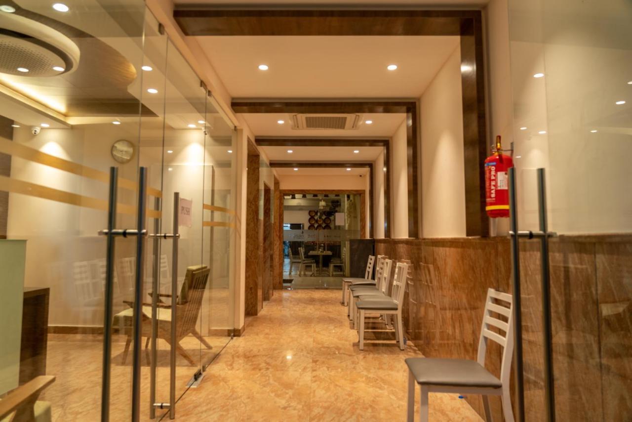 The Paradise Hotel - Luxury Stay Канчипурам Екстериор снимка
